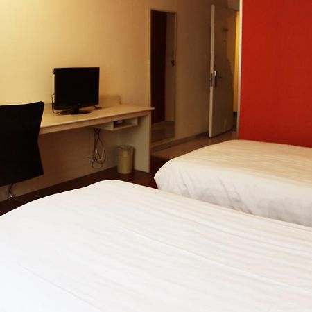 Hanting Hotel Changchun Qimao City Ruang foto