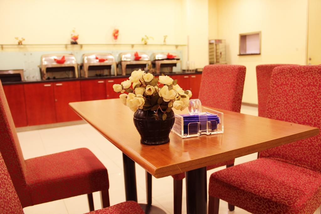 Hanting Hotel Changchun Qimao City Ruang foto